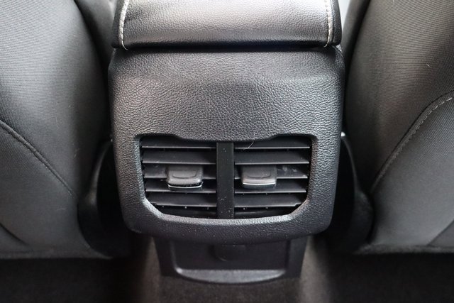 Used 2020 Ford Fusion SE image 31