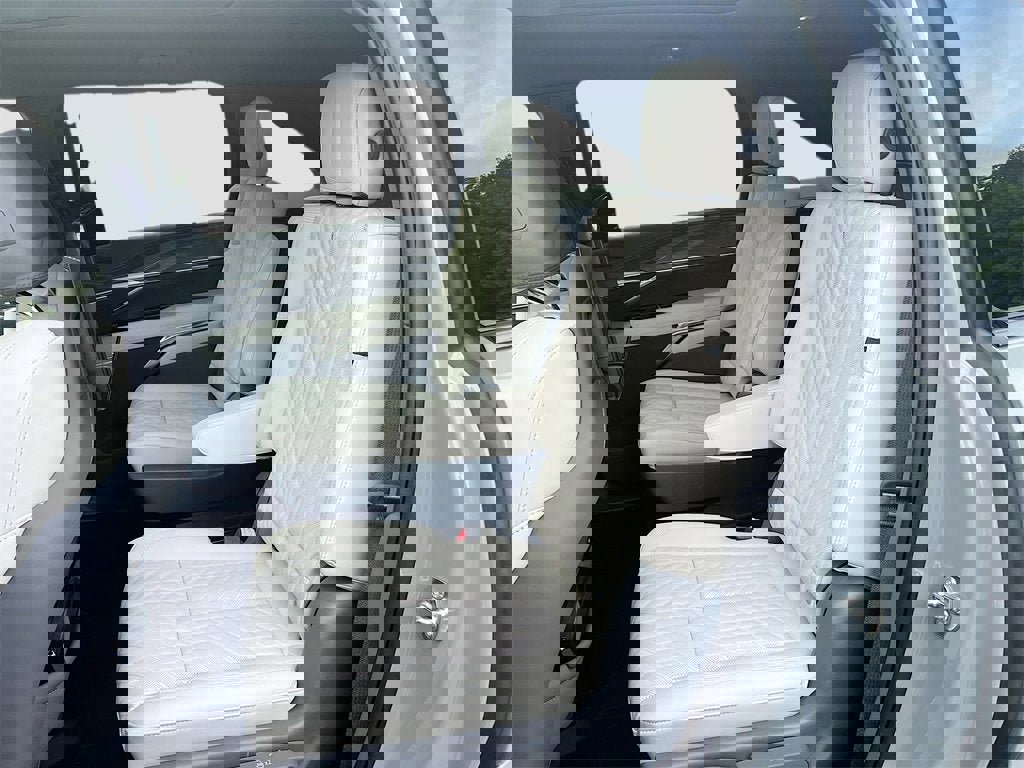 New 2026 Cadillac Escalade IQ Sport 1 w/ LPO, ONYX Package image 25