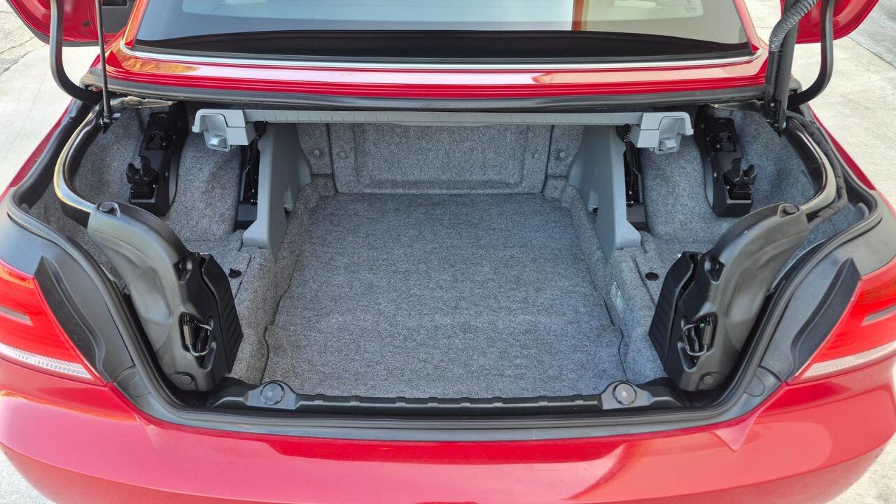 Used 2009 BMW 328i Convertible image 56