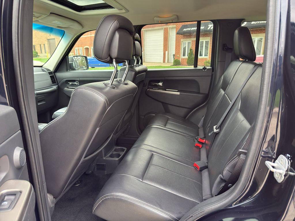 Used 2011 Jeep Liberty Limited Jet image 14