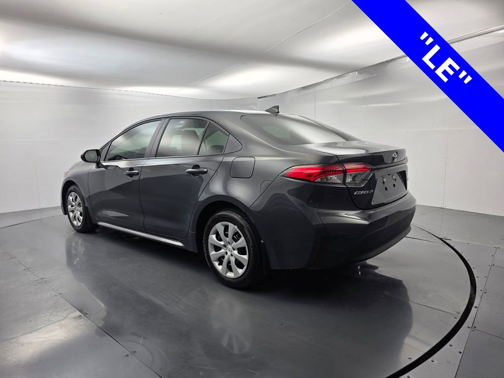 Used 2025 Toyota Corolla LE image 6