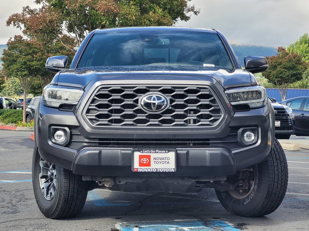 Used 2023 Toyota Tacoma TRD Off-Road w/ Technology Package AWD/4WD image 2