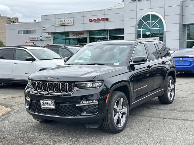 New 2025 Jeep Grand Cherokee Limited w/ Luxury Tech Group II AWD/4WD image 5