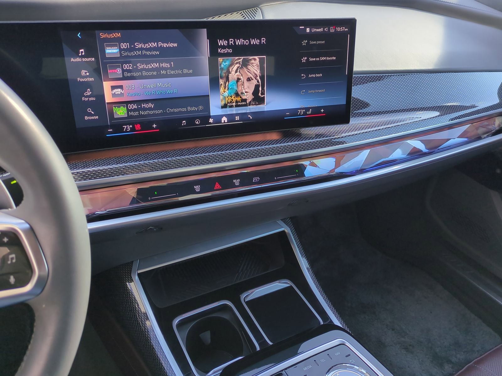 Certified 2023 BMW 740i image 31