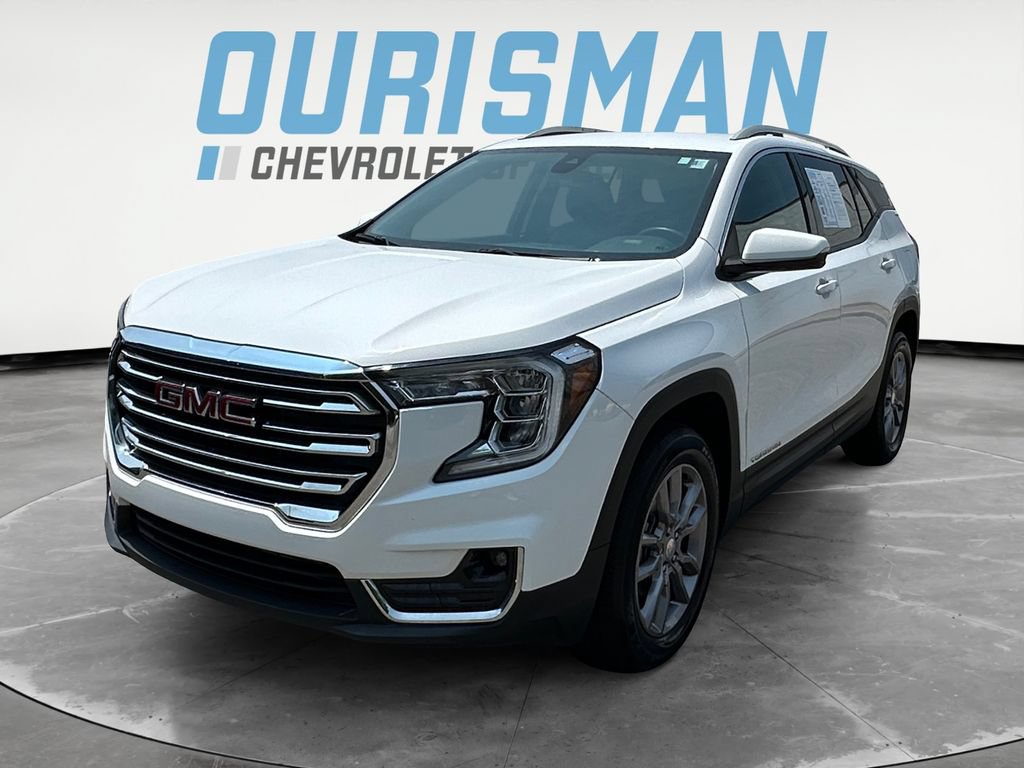 Used 2024 GMC Terrain SLT AWD/4WD image 2