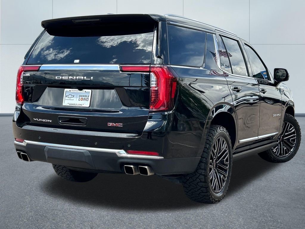 Used 2025 GMC Yukon Denali w/ Sun & Power Step Package AWD/4WD image 4