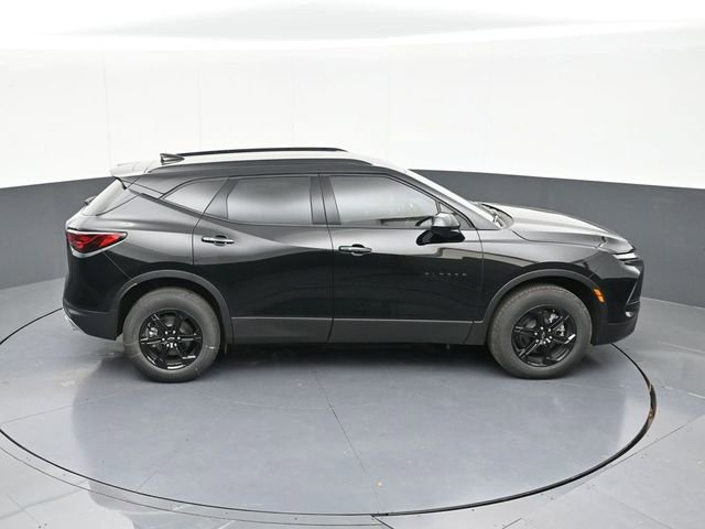 New 2025 Chevrolet Blazer LT w/ Midnight/Sport Edition FWD image 61