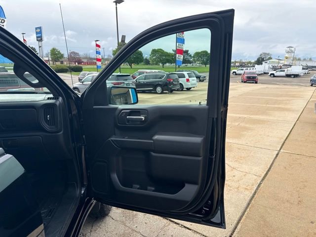 Certified 2021 Chevrolet Silverado 1500 Custom Trail Boss AWD/4WD image 16