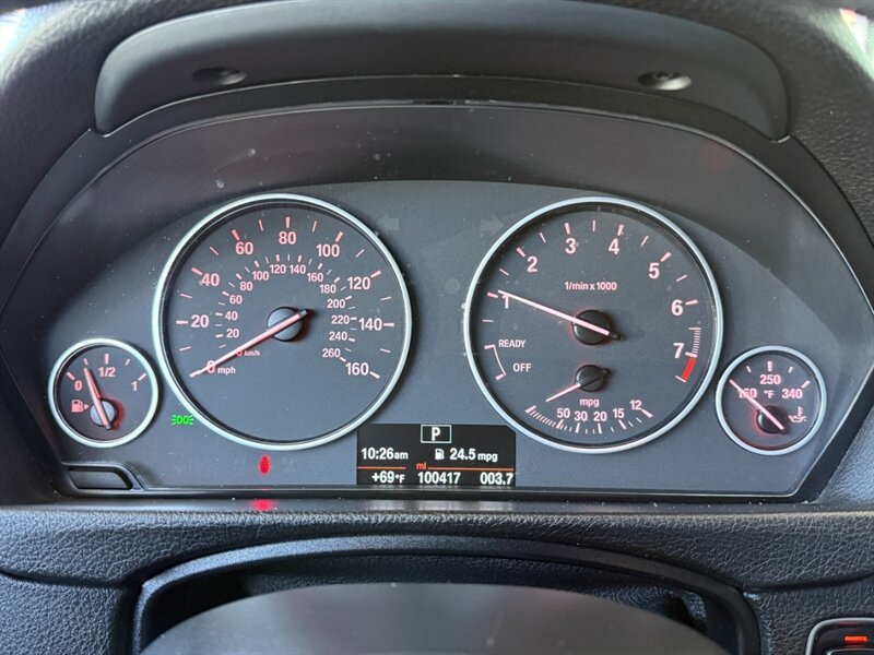 Used 2015 BMW 320i Sedan RWD image 27