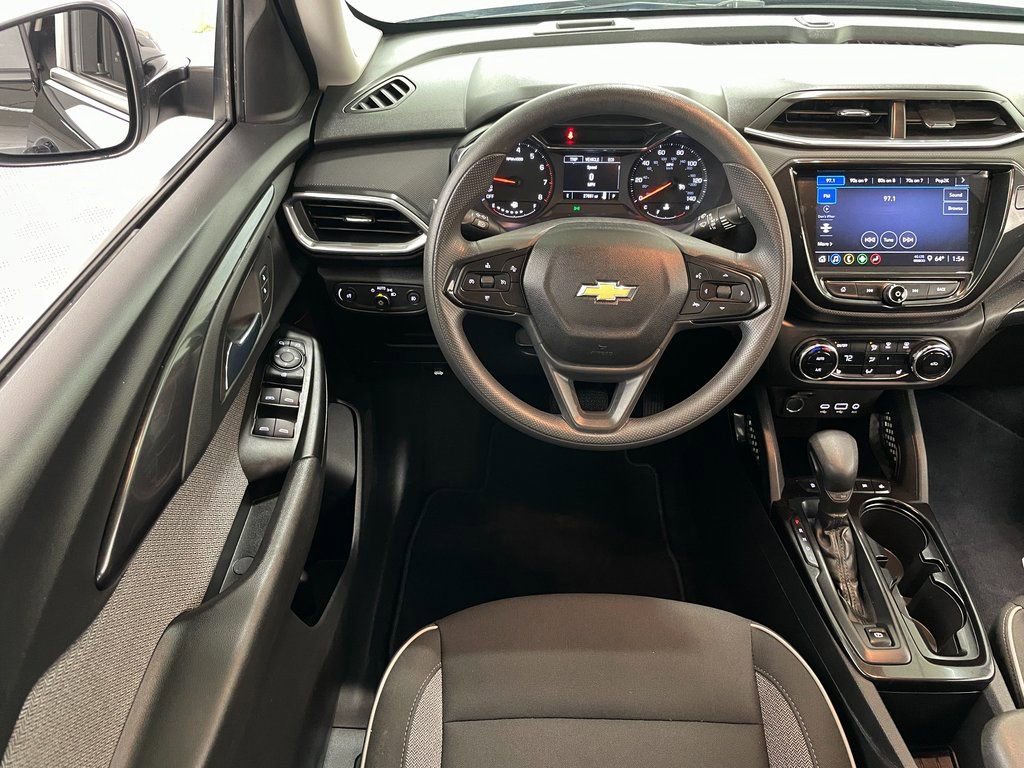 Used 2023 Chevrolet TrailBlazer LT w/ Convenience Package image 20