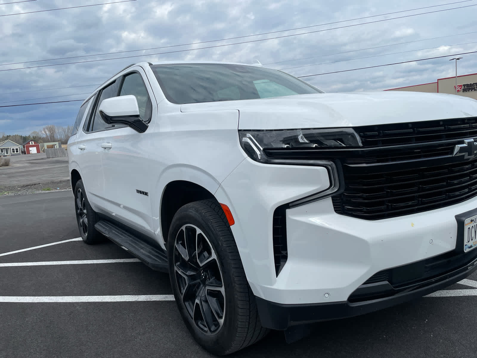 Used 2023 Chevrolet Tahoe RST image 2
