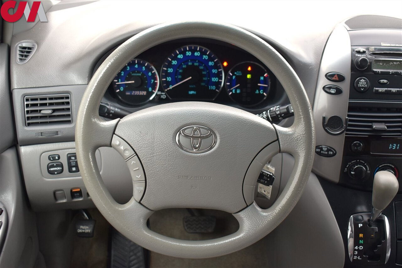 Used 2008 Toyota Sienna LE AWD/4WD image 13