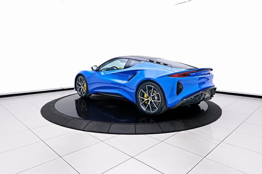 Used 2025 Lotus Emira RWD image 11