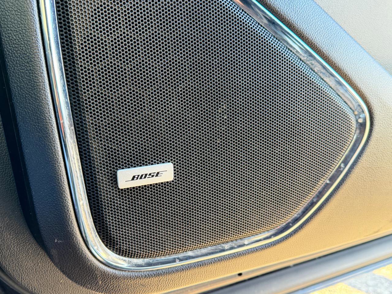 Used 2020 Chevrolet Suburban LT image 53