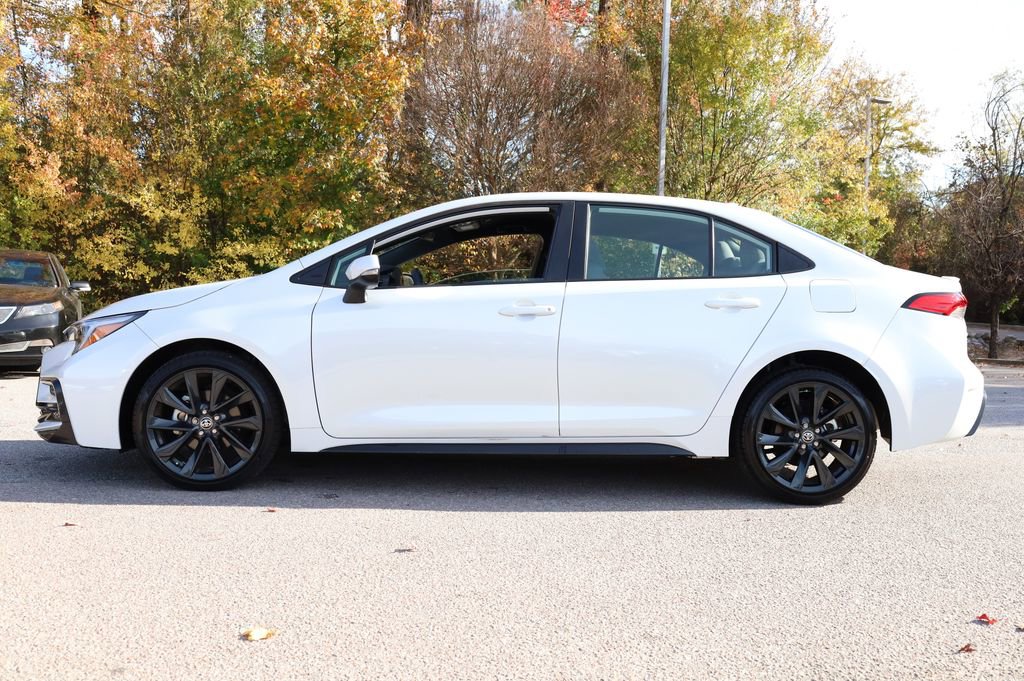 Used 2024 Toyota Corolla SE image 15