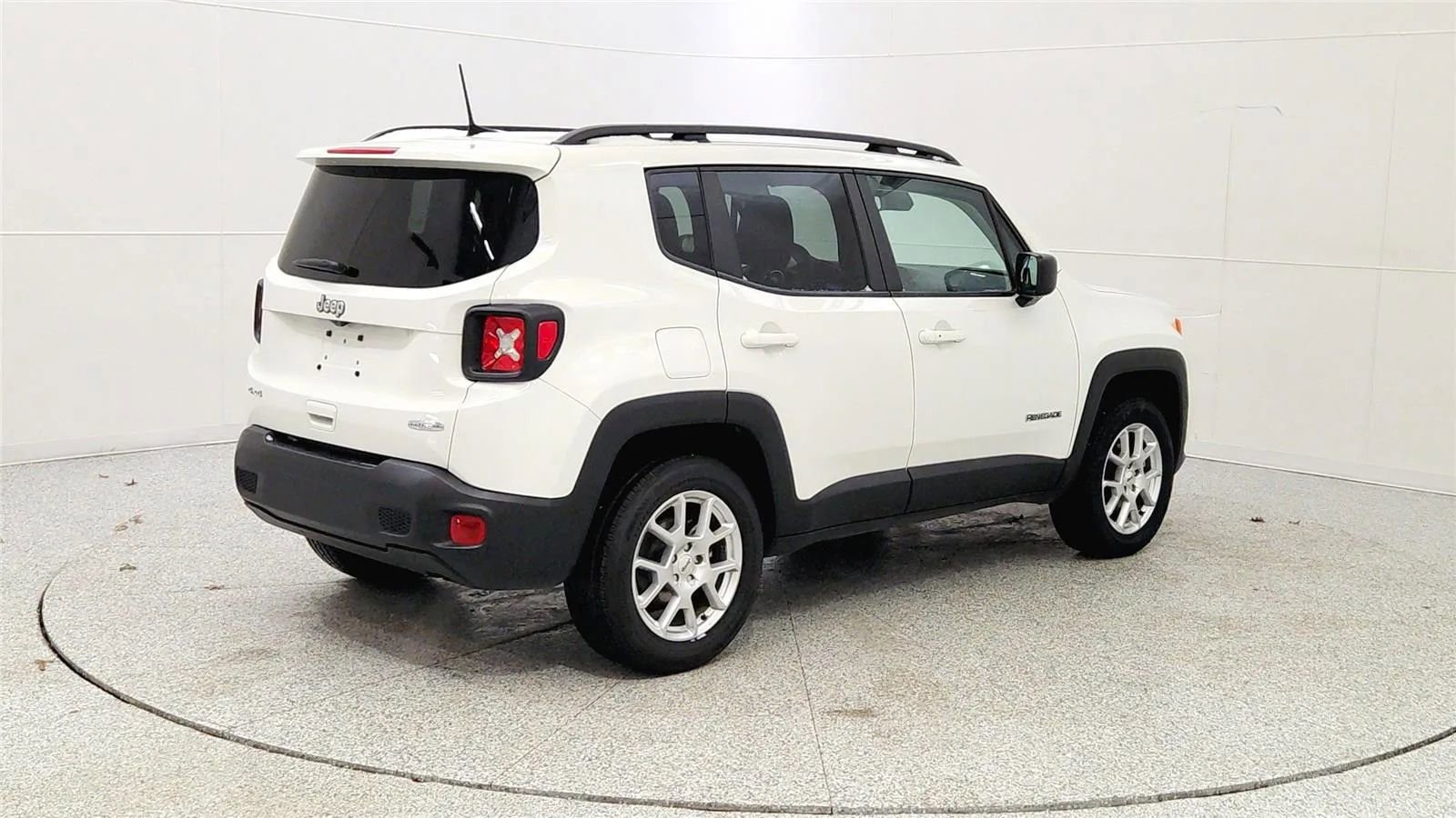 Used 2022 Jeep Renegade Latitude w/ Convenience Group image 7