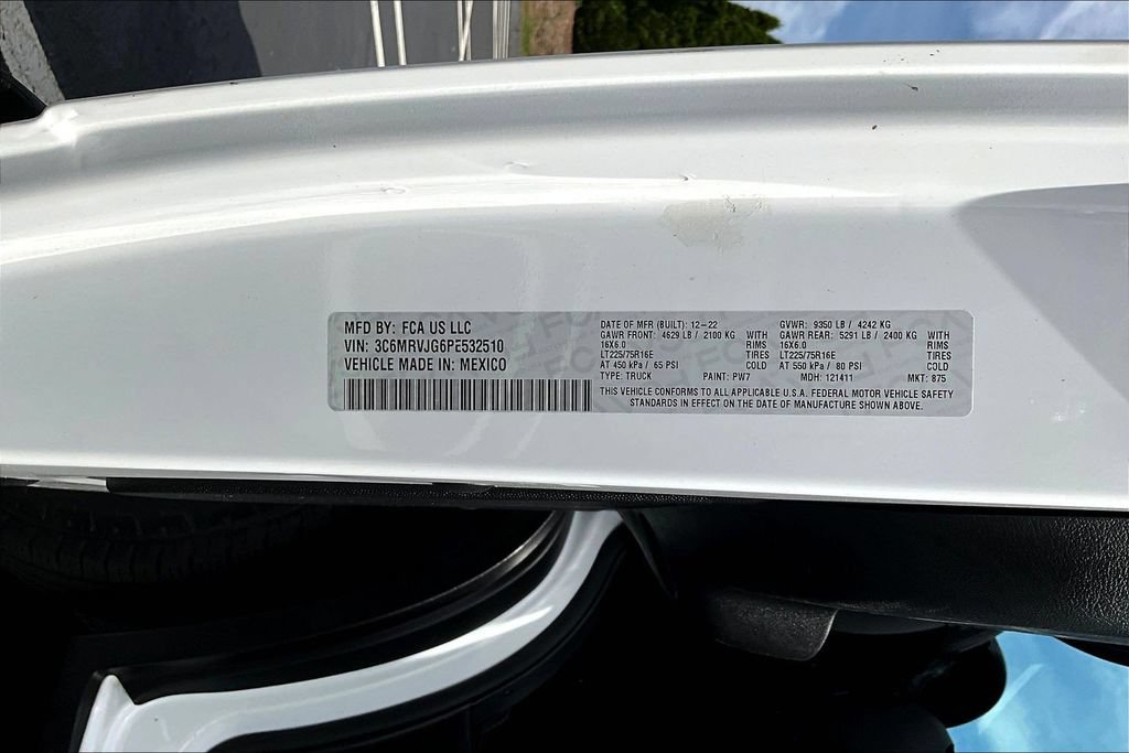 Used 2023 RAM ProMaster 3500 w/ Driver Convenience Group FWD image 15