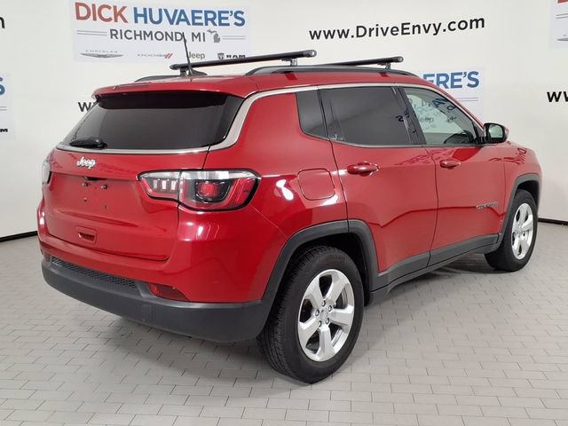 Used 2019 Jeep Compass Latitude FWD image 4