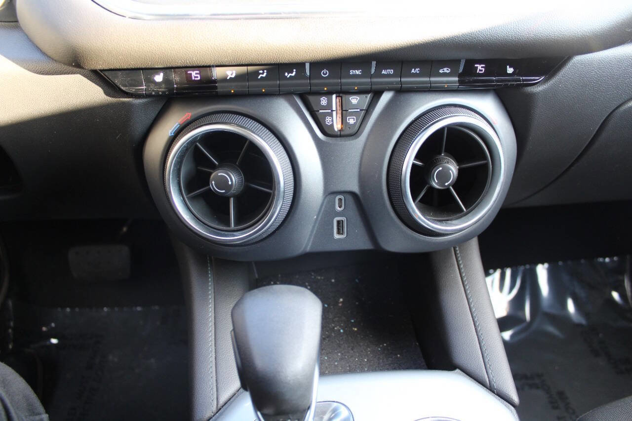Used 2022 Chevrolet Blazer LT image 18