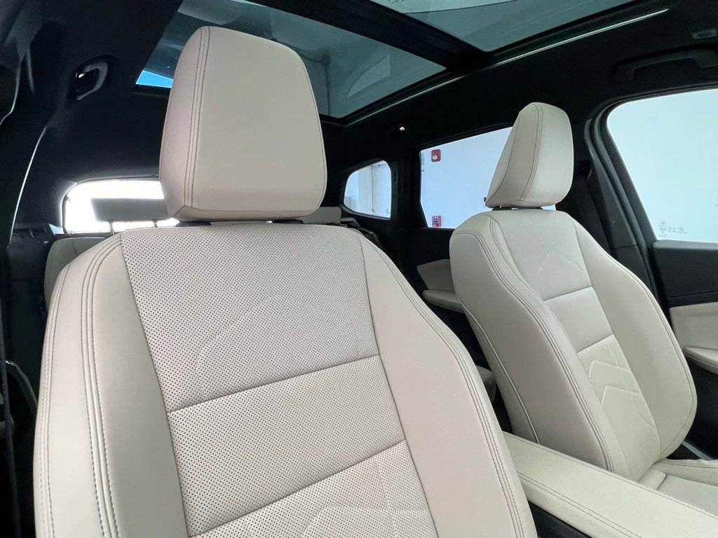 Certified 2025 BMW X1 xDrive28i image 7