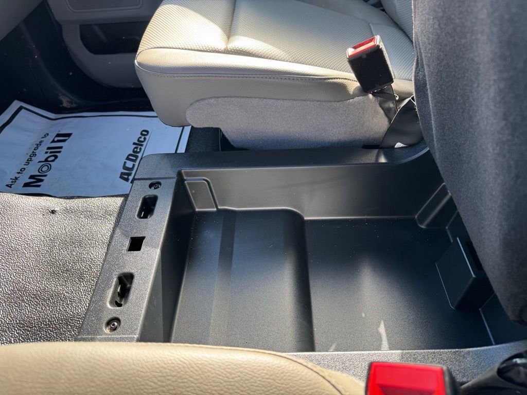 Used 2022 Ford F550 4x4 Regular Cab Super Duty image 15