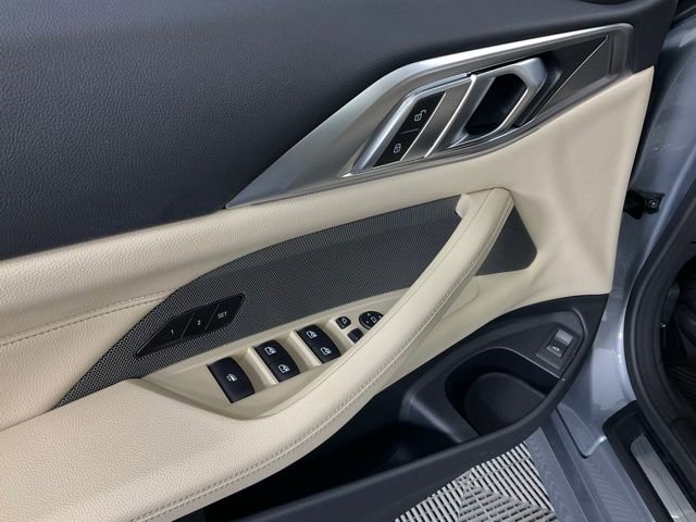 Certified 2026 BMW 430i xDrive Convertible w/ Premium Package image 26