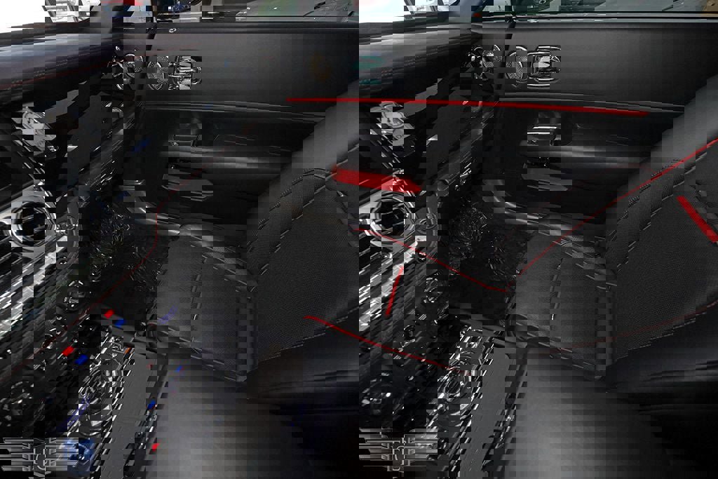 Used 2021 Rolls-Royce Dawn image 29