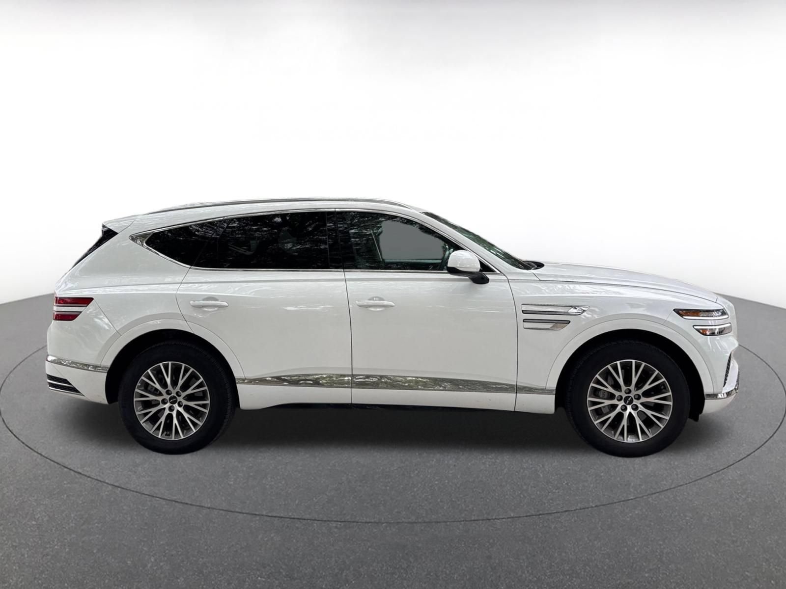 Used 2026 Genesis GV80 2.5T AWD/4WD image 13