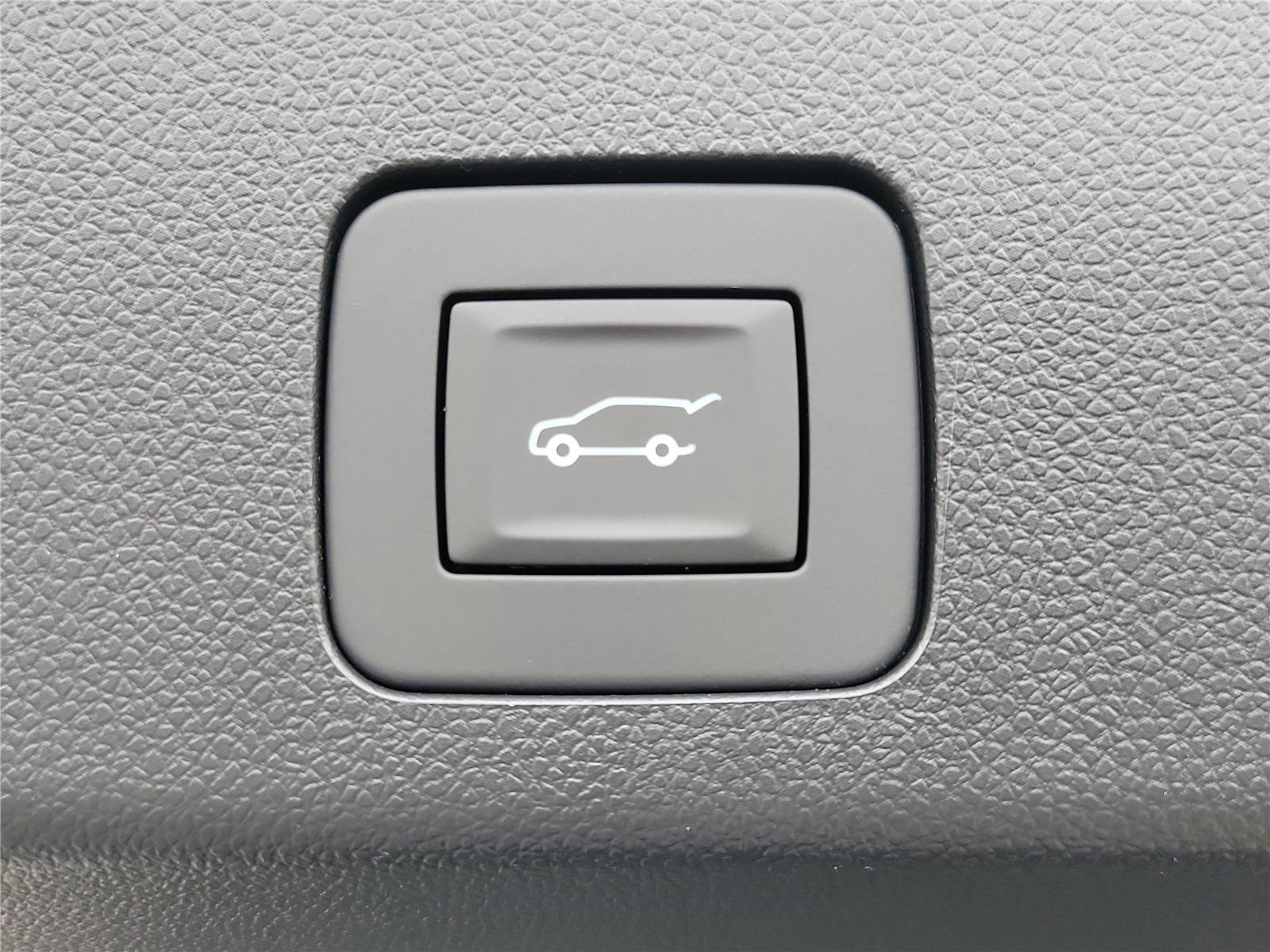 New 2026 Buick Encore GX Avenir w/ Avenir Technology Package image 9