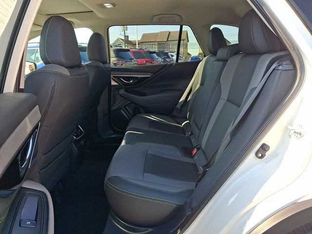 Certified 2025 Subaru Outback Onyx Edition XT AWD/4WD image 11