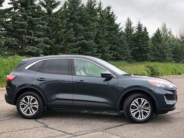 Used 2022 Ford Escape SEL image 30