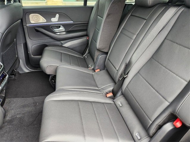 New 2025 Mercedes-Benz GLS 450 4MATIC image 12