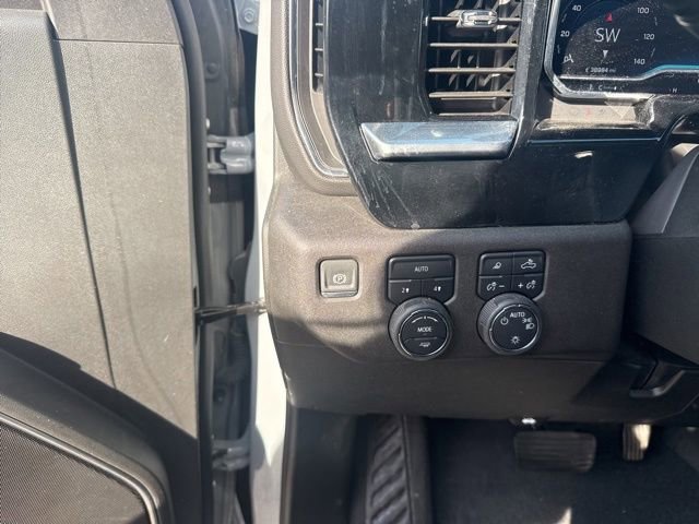 Used 2024 Chevrolet Silverado 1500 LT w/ Safety Package AWD/4WD image 14
