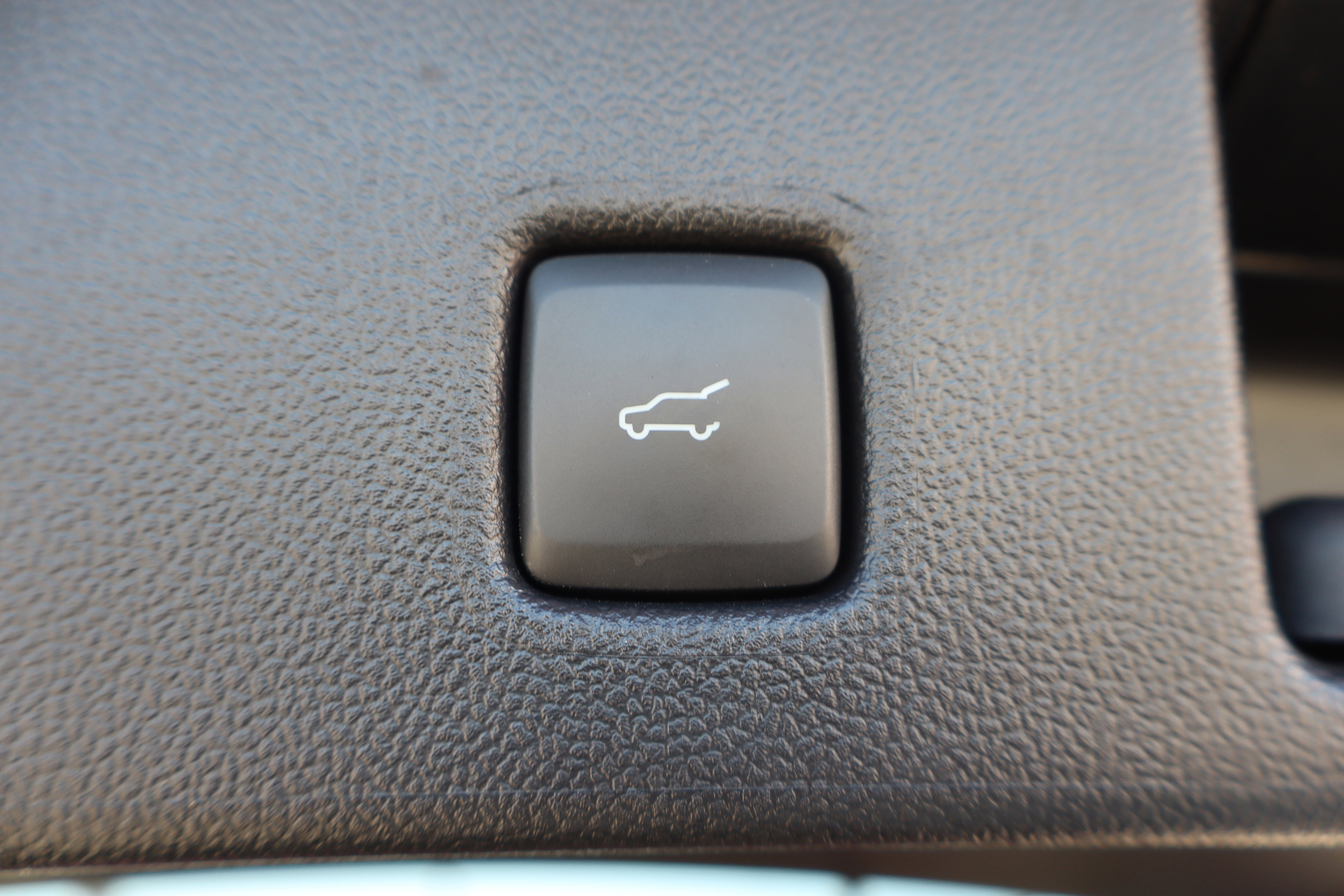 Used 2022 Ford Escape SEL image 26