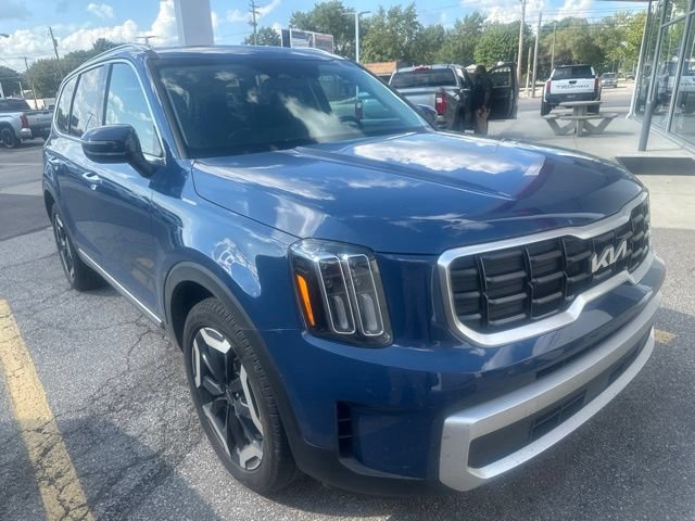 Used 2024 Kia Telluride S w/ S Sunroof Package AWD/4WD image 2