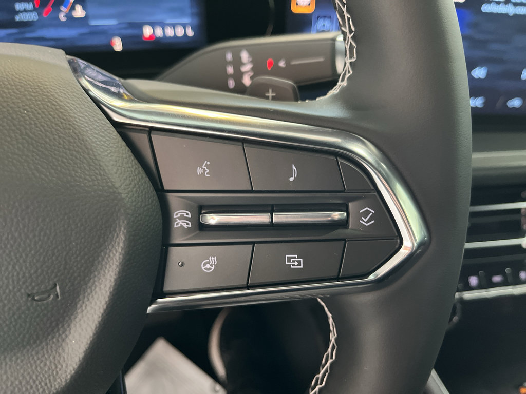 New 2026 Chevrolet Traverse LT FWD image 21