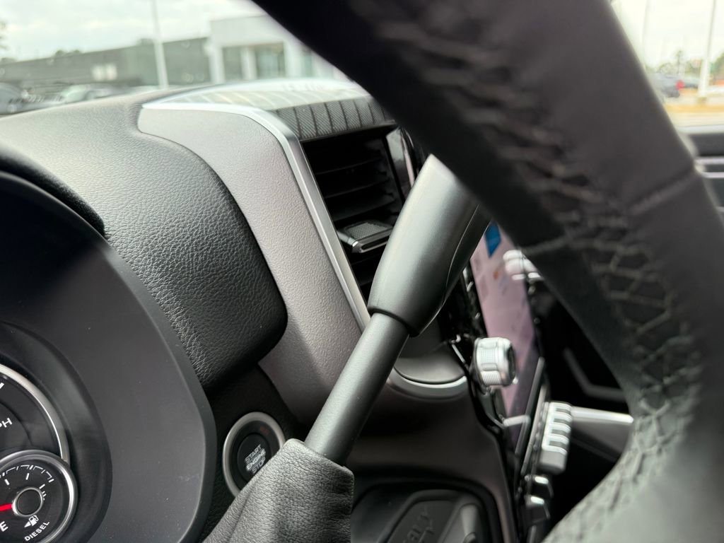 New 2026 RAM 2500 Big Horn AWD/4WD image 17