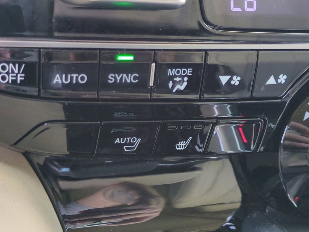 Used 2023 Acura MDX FWD w/ Technology Package image 24