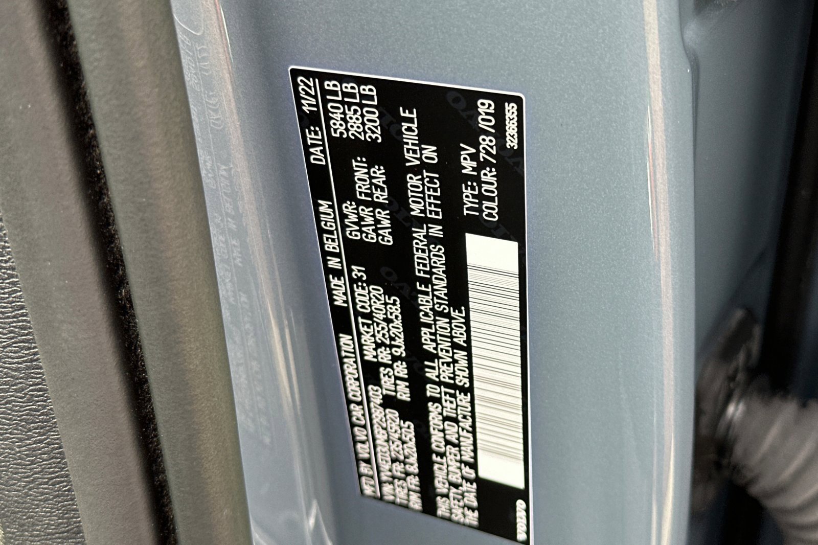 Used 2023 Volvo XC40 Recharge Ultimate image 34