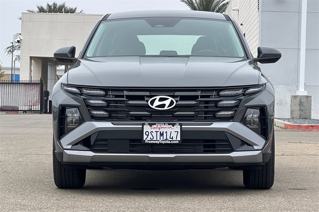 Used 2025 Hyundai Tucson SE image 11