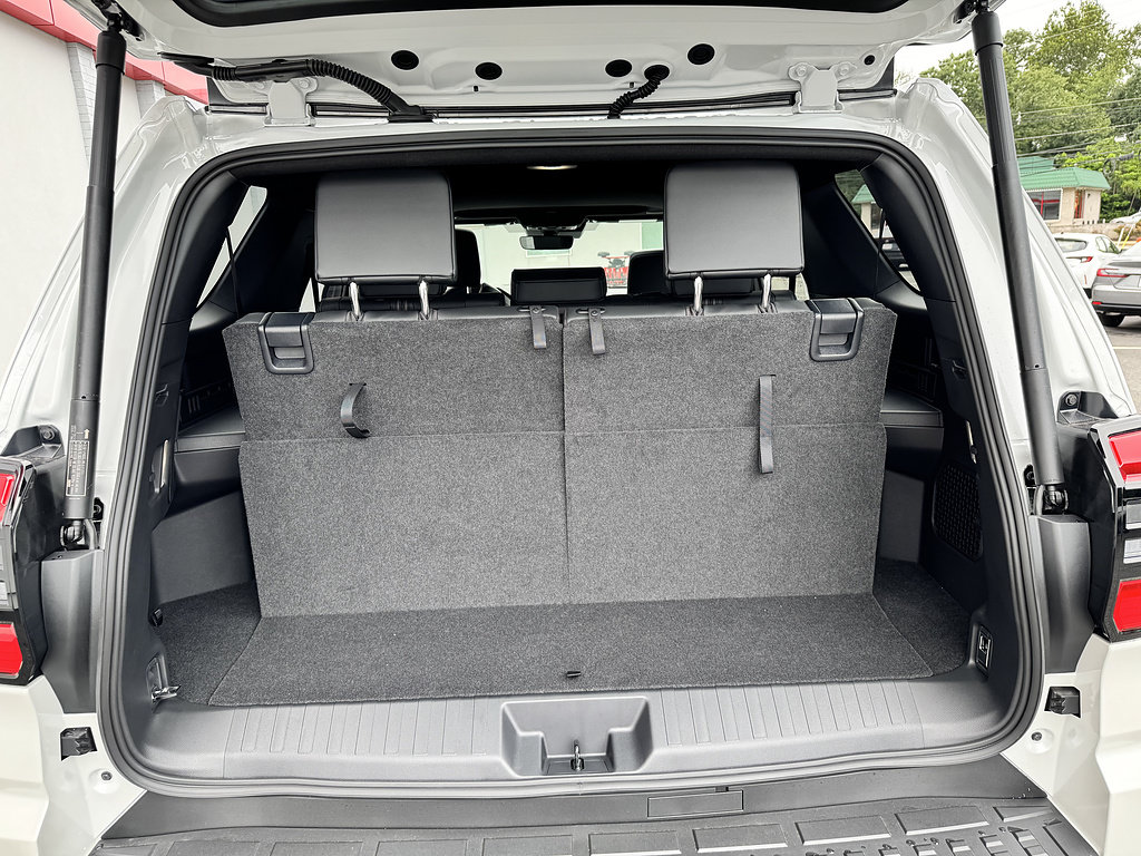 New 2026 Toyota 4Runner Limited AWD/4WD image 10