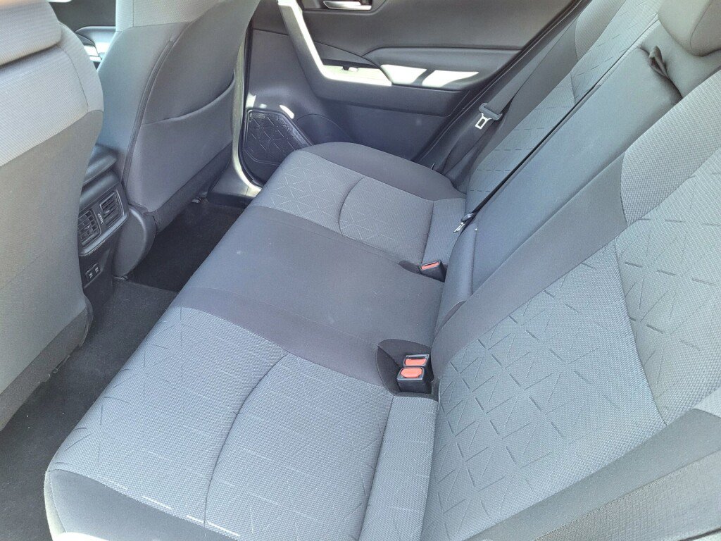 Used 2020 Toyota RAV4 XLE w/ Convenience Package AWD/4WD image 17