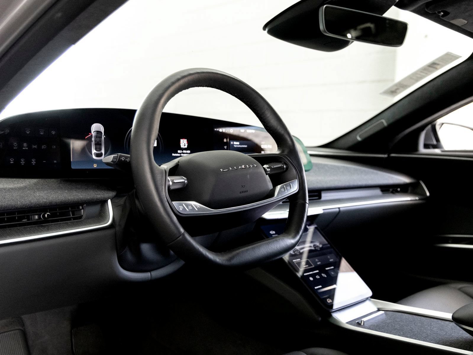 Used 2024 Lucid Air Touring AWD/4WD image 13