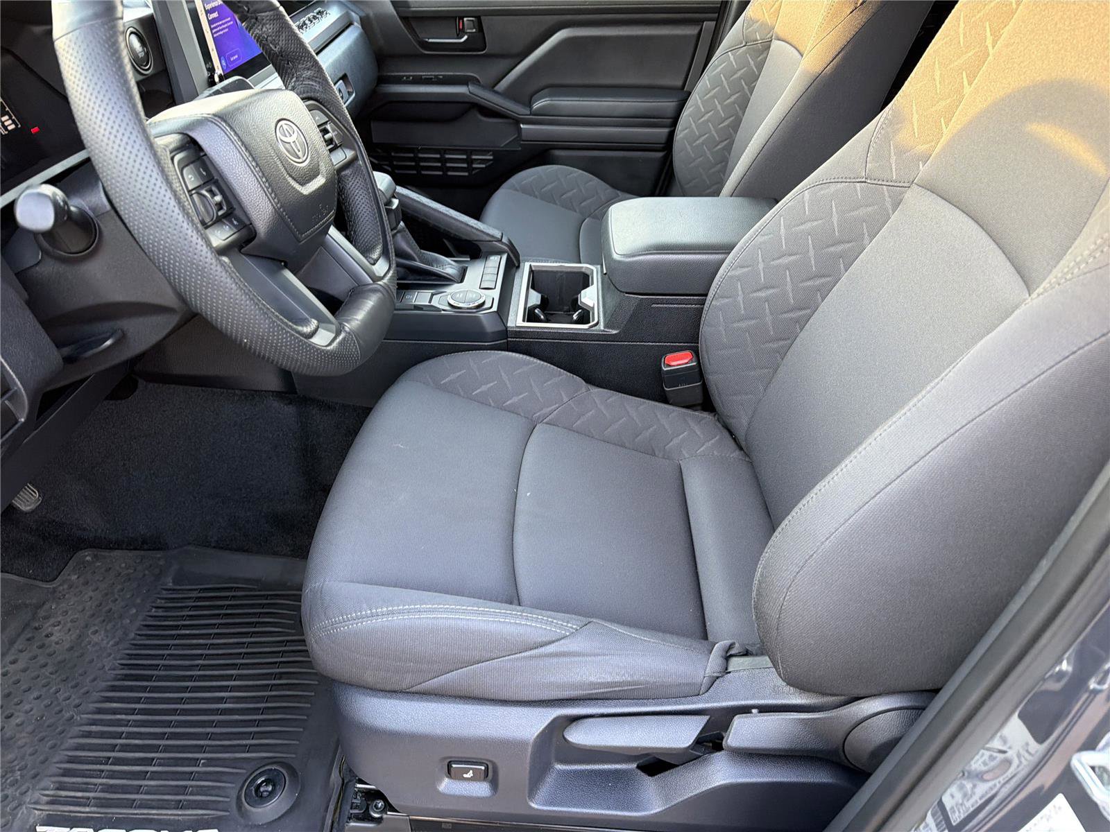 Used 2024 Toyota Tacoma SR5 image 9