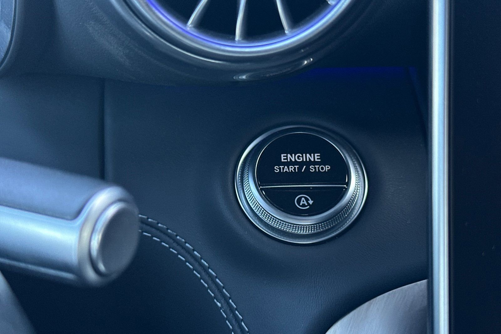 Certified 2022 Mercedes-Benz SL 63 AMG 4MATIC image 23