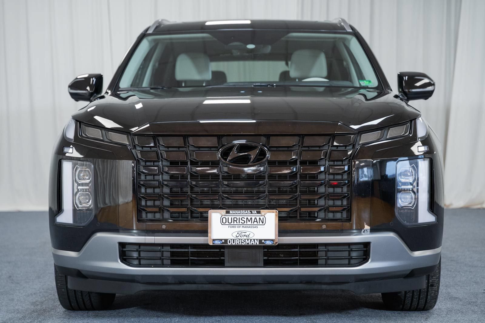 Used 2024 Hyundai Palisade Limited AWD/4WD image 2