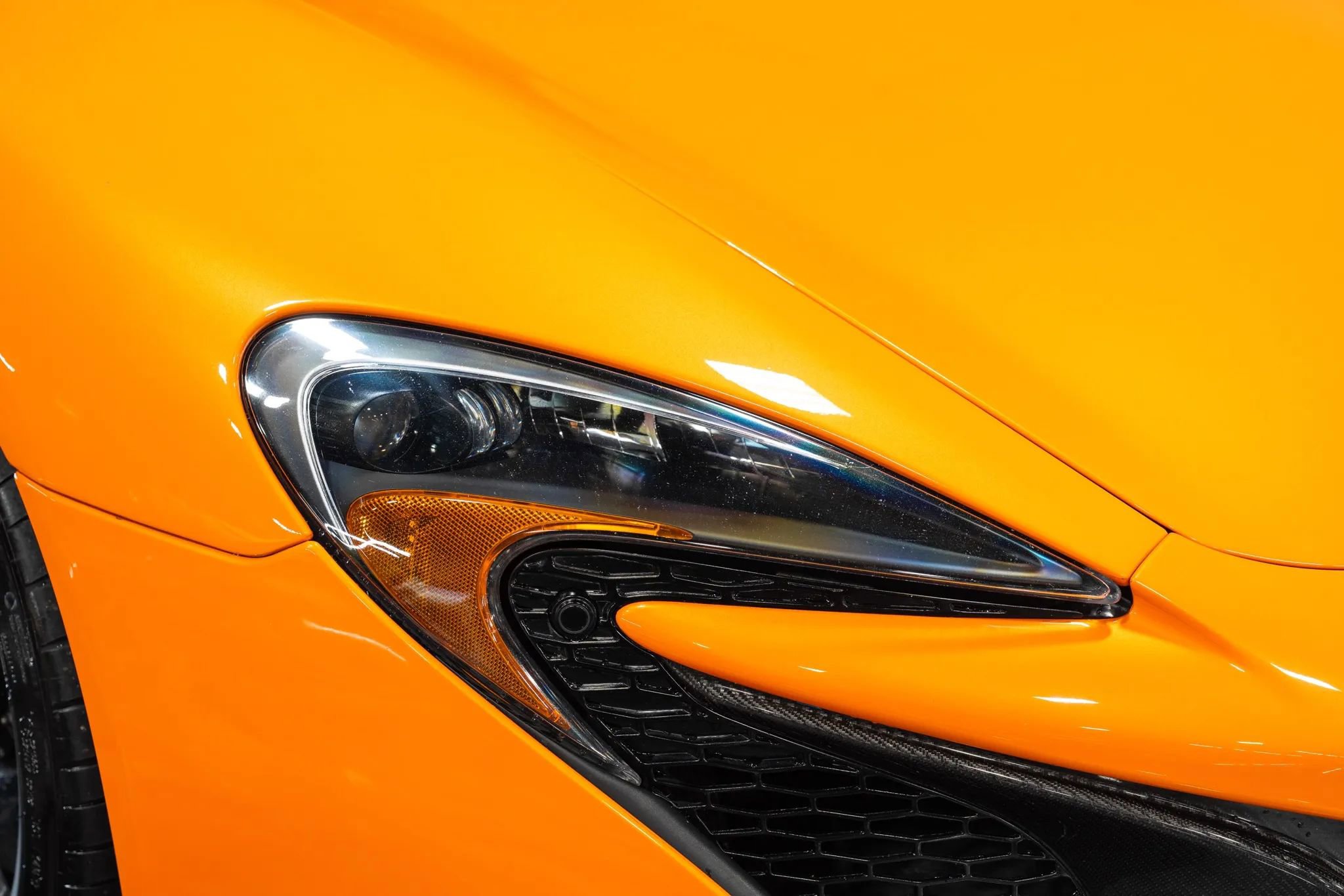 Used 2016 McLaren 650S Spider image 3