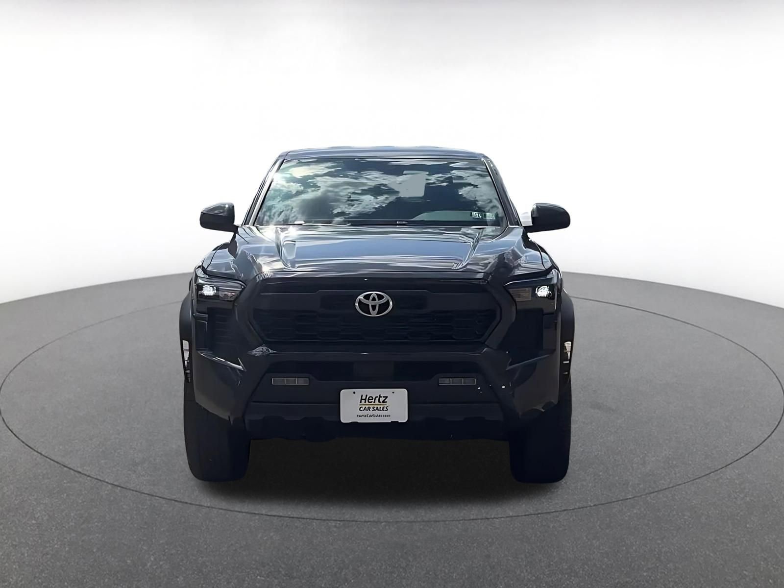 Used 2025 Toyota Tacoma TRD Off-Road AWD/4WD image 4