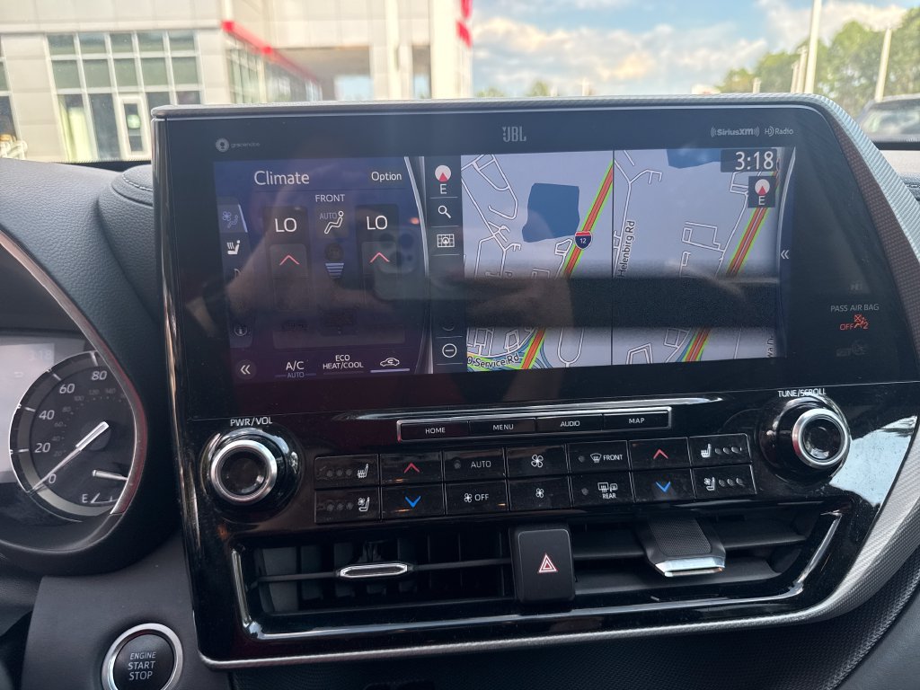 Certified 2021 Toyota Highlander Platinum AWD/4WD image 27
