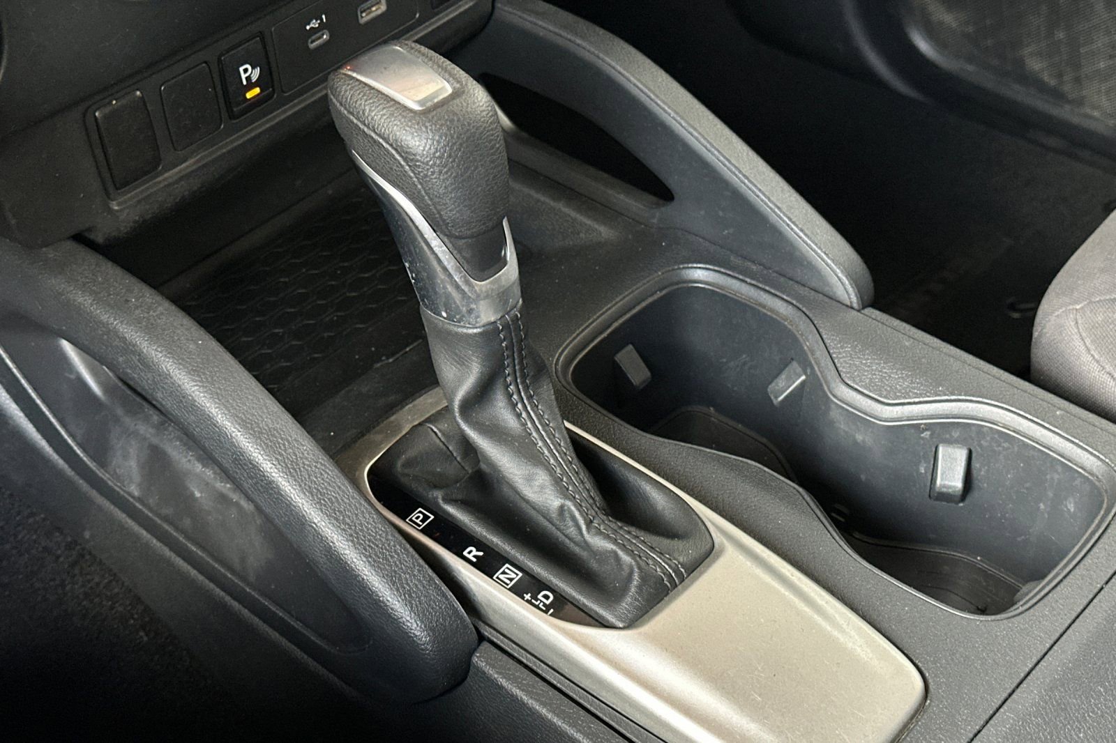 Used 2022 Nissan Frontier S w/ Technology Package image 19